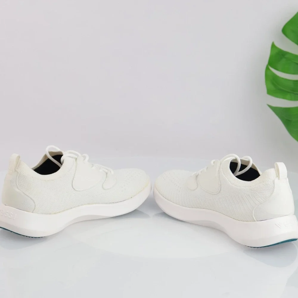 Vessi Womens Everyday Move Sneakers Size 10 Waterproof White Knit Lace Up Shoes